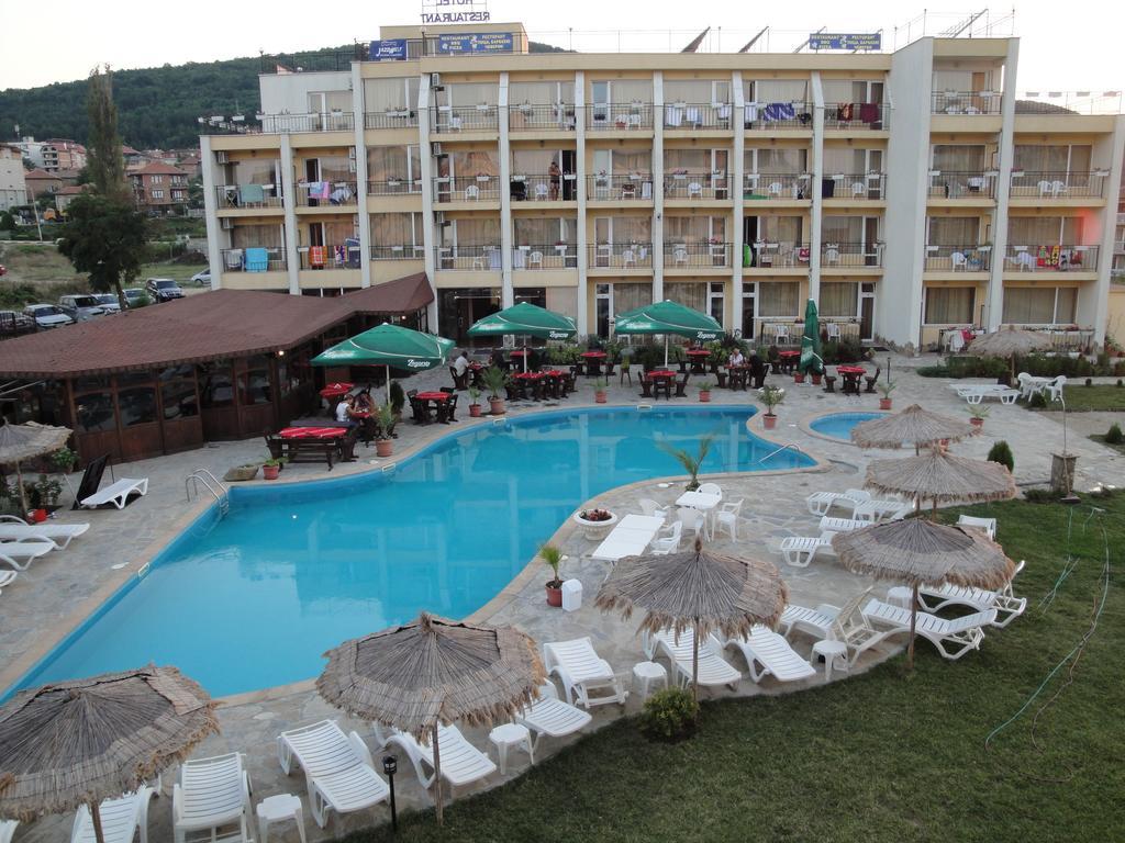 Park Hotel Argo Obzor Zewnętrze zdjęcie