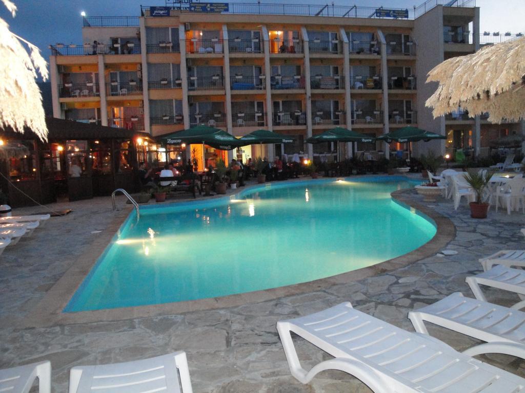 Park Hotel Argo Obzor Zewnętrze zdjęcie